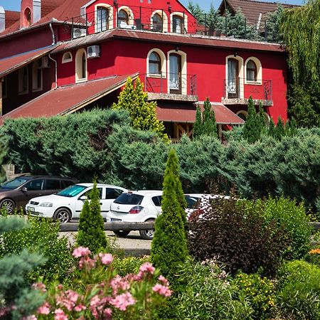 Hotel Szent Istvan Eger Exterior photo